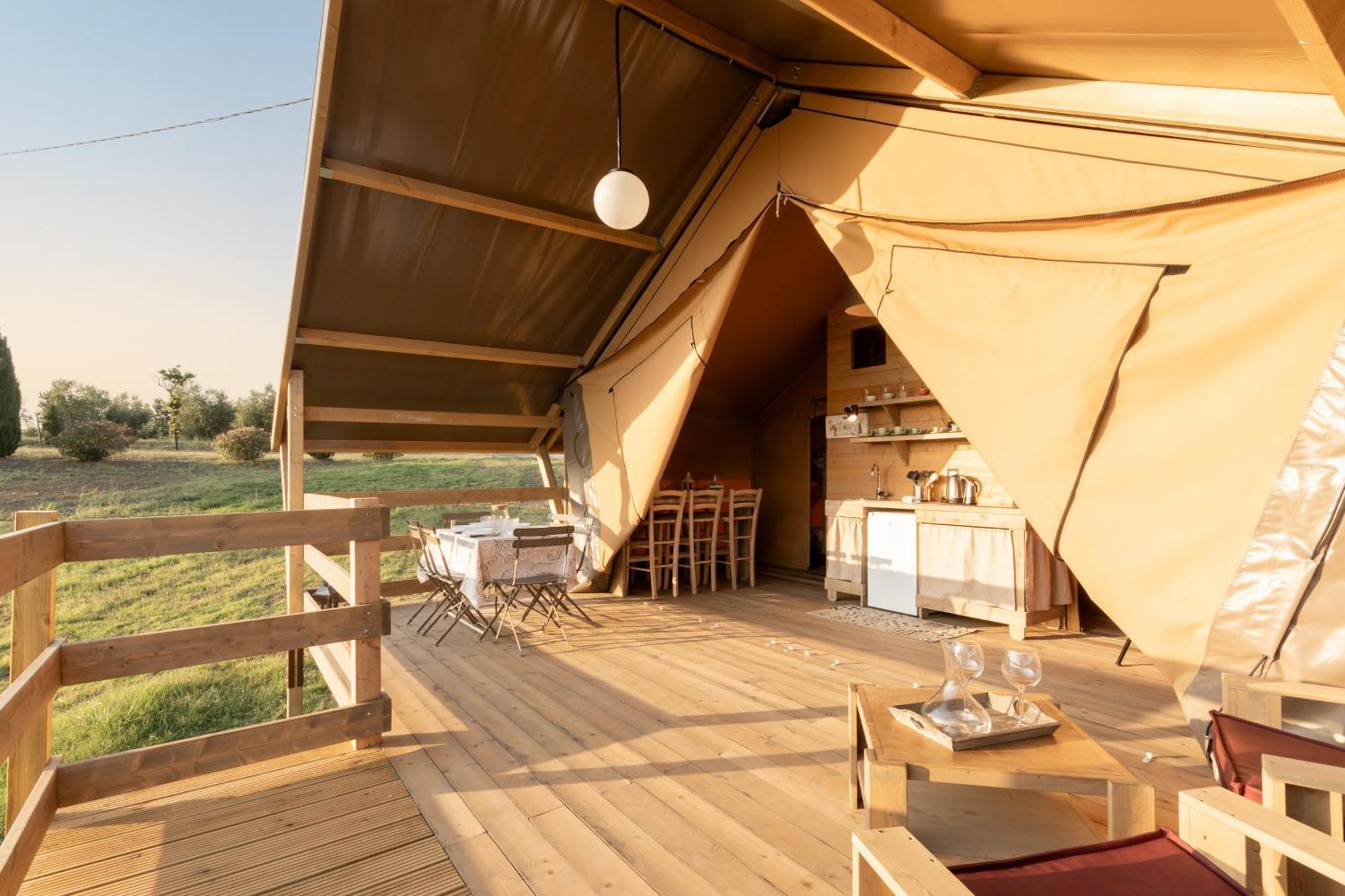Hotel Glamping Debbiare Riparbella Esterno foto